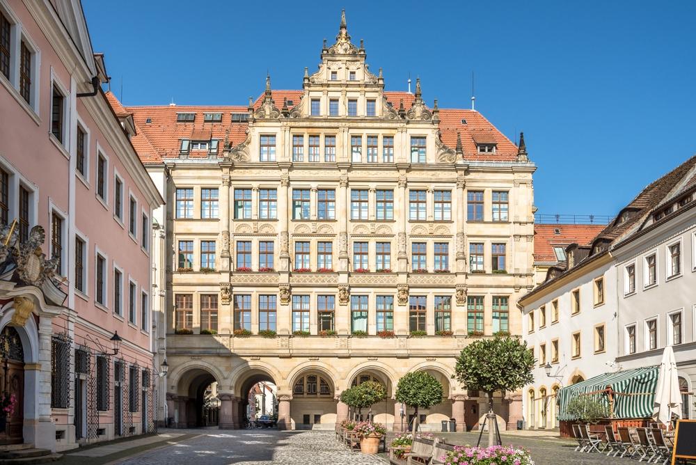 Radnice v Görlitzu je historická dominanta města, známá svou renesanční fasádou.