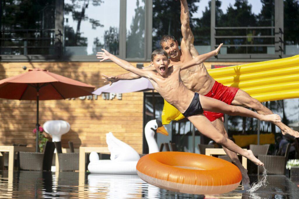 Suntago Water Park nabízí zábavu, relaxaci i wellness pod jednou střechou.